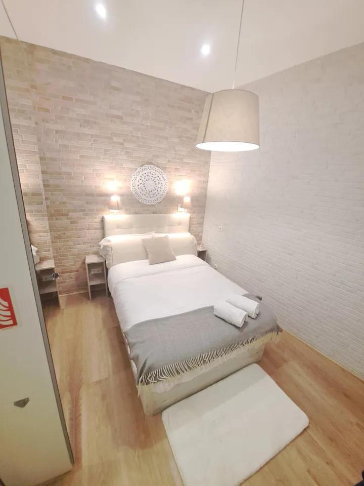 Cosy Apartamento En La Latina Madrid Exterior photo